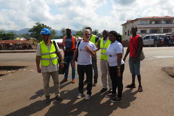 ANCHE IN SIERRA LEONE LE LINGUE SONO BASILARI